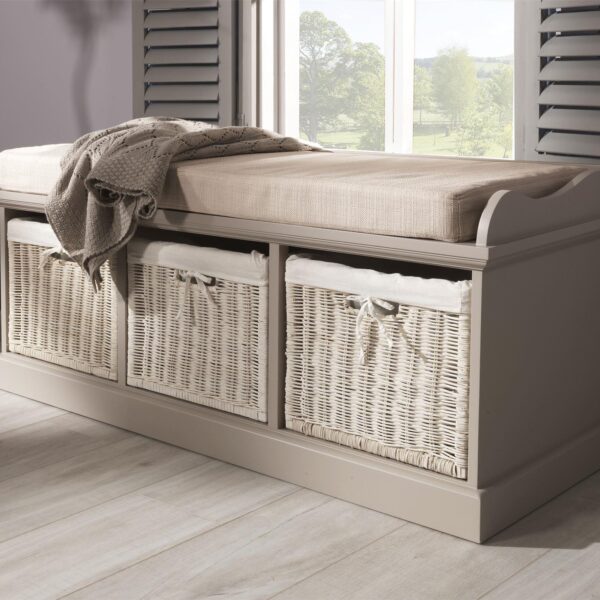 Tetbury Bench with 3 White Baskets and Cream Cushion- Truffle