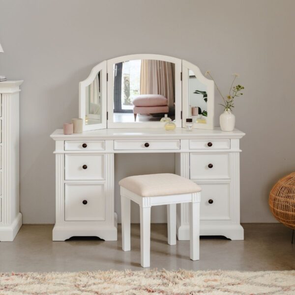 Georgian Style Dressing table set in white